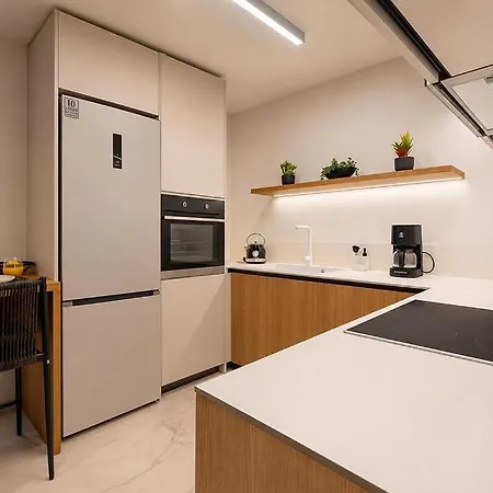 Kallithea Luxury -apollo-