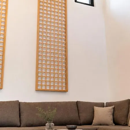 Kallithea Luxury -apollo-